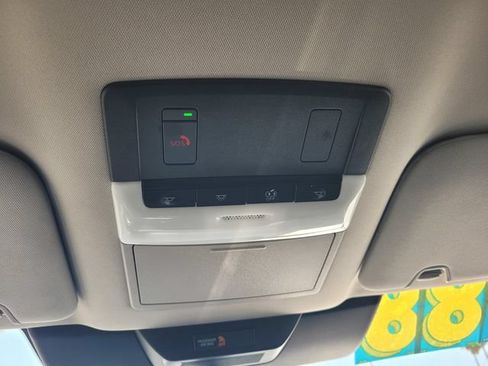 Certified 2025 Nissan Pathfinder SV FWD image 22