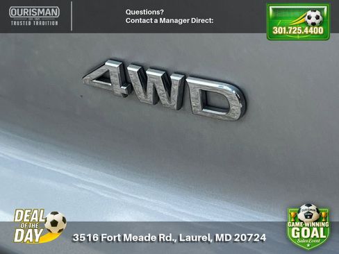 Used 2025 Nissan Pathfinder SV AWD/4WD image 24