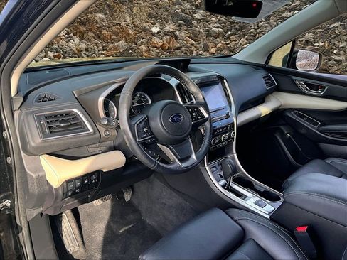 Used 2022 Subaru Ascent Limited image 11