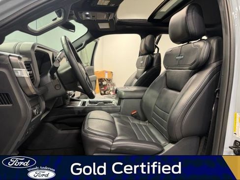 Certified 2026 Ford F450 Platinum w/ FX4 Off-Road Package AWD/4WD image 19