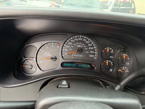 Used 2006 Chevrolet Silverado 3500 LT w/ Heavy-Duty Power Package image 7