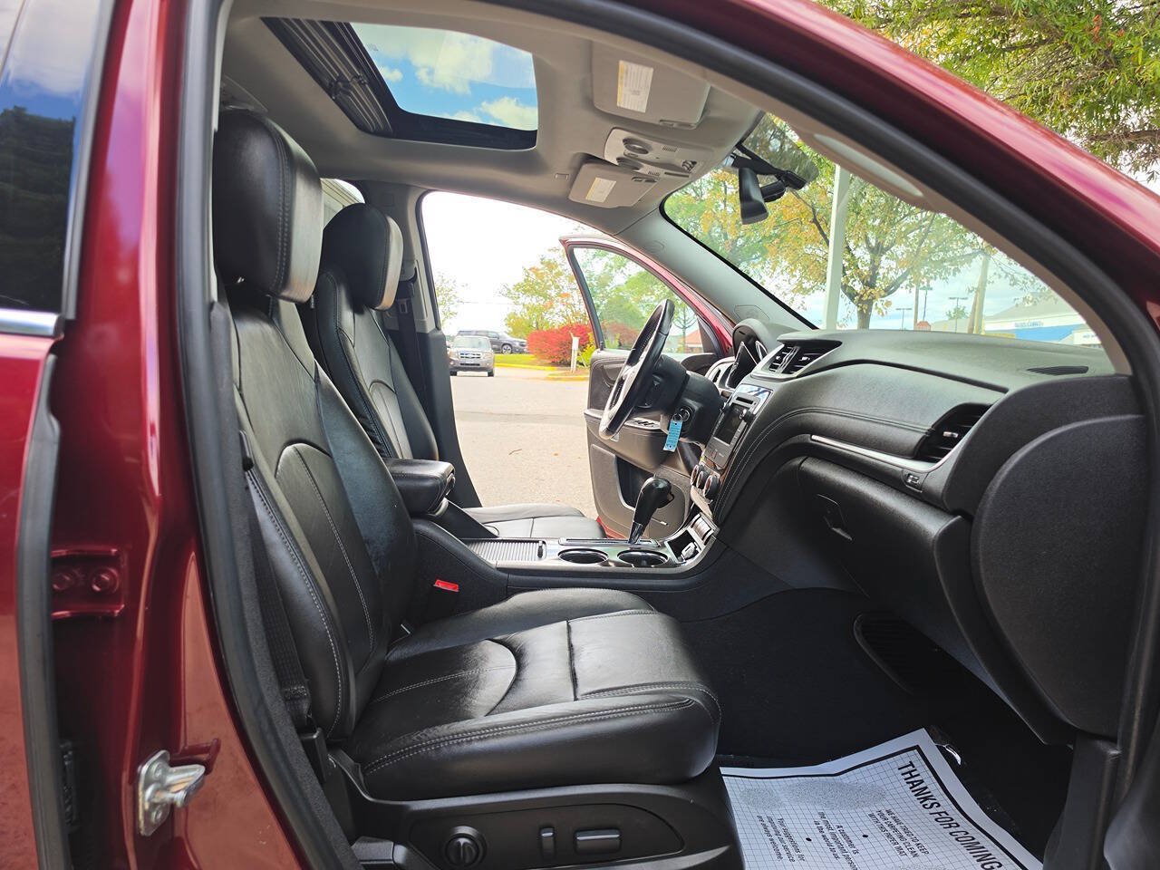 Used 2017 Chevrolet Traverse LT AWD/4WD image 9