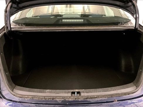 Used 2022 Toyota Corolla LE FWD image 32