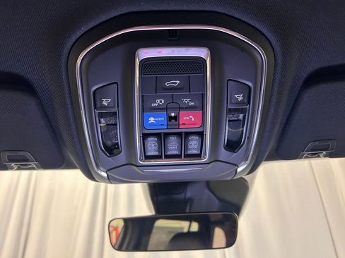 New 2026 Jeep Grand Cherokee Limited AWD/4WD image 19