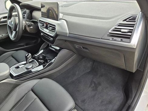 Used 2025 BMW X4 xDrive30i image 23