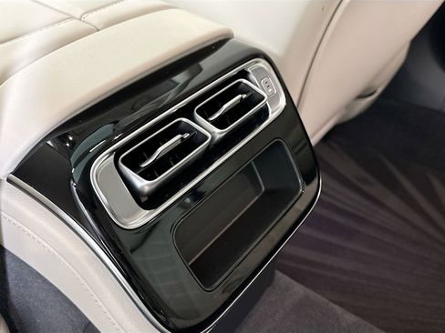 Used 2023 Mercedes-Benz S 580 4MATIC Sedan image 28