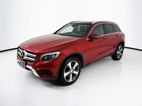 Used 2016 Mercedes-Benz GLC 300 image 3