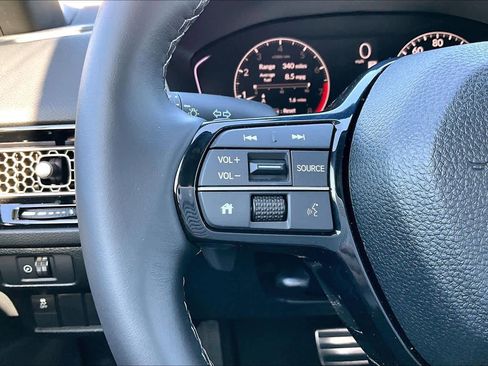 Certified 2025 Honda Civic Sport image 22