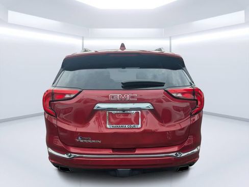 Used 2018 GMC Terrain Denali w/ Advanced Safety Package FWD image 5