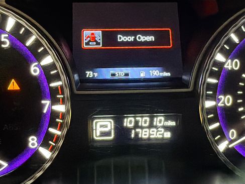 Used 2017 INFINITI QX60 Luxe w/ Premium Plus Package image 19