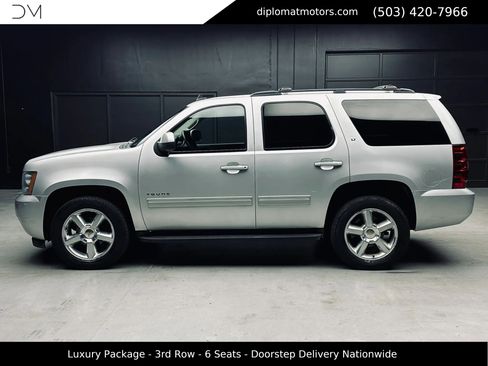Used 2010 Chevrolet Tahoe LT w/ Luxury Package AWD/4WD image 4