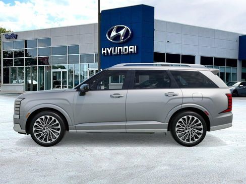 New 2026 Hyundai Palisade Calligraphy FWD image 3