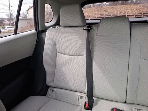 Used 2024 Toyota Corolla Cross L image 18