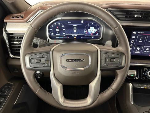 Used 2023 GMC Sierra 1500 Denali w/ Denali Reserve Package image 11