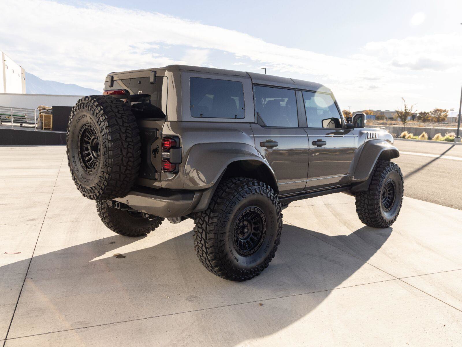 Used 2025 Ford Bronco Raptor AWD/4WD image 8