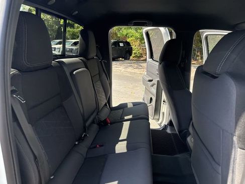 New 2026 Nissan Frontier SV AWD/4WD image 11