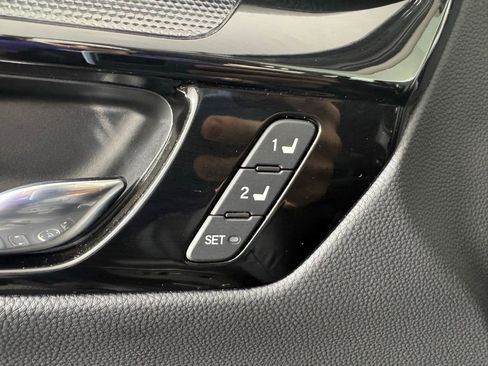 Used 2025 Honda CR-V EX-L image 32