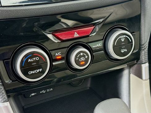 Used 2021 Subaru Forester Premium image 15