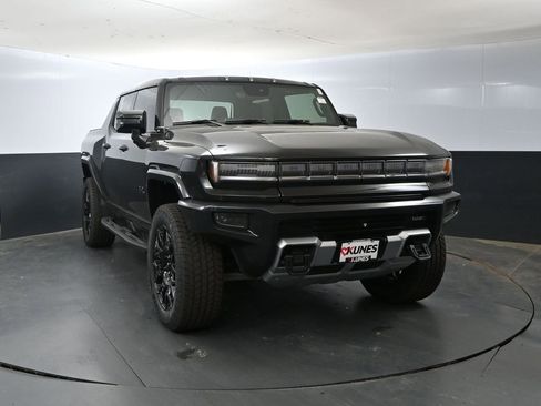 New 2025 GMC Hummer EV 2X w/ LPO, Dark Essentials Package image 5