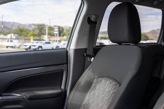 Used 2026 Mitsubishi Outlander Sport AWD image 10