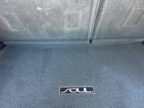 Used 2016 Kia Soul FWD image 19