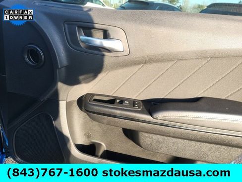 Used 2019 Dodge Charger SXT w/ Blacktop Package image 24
