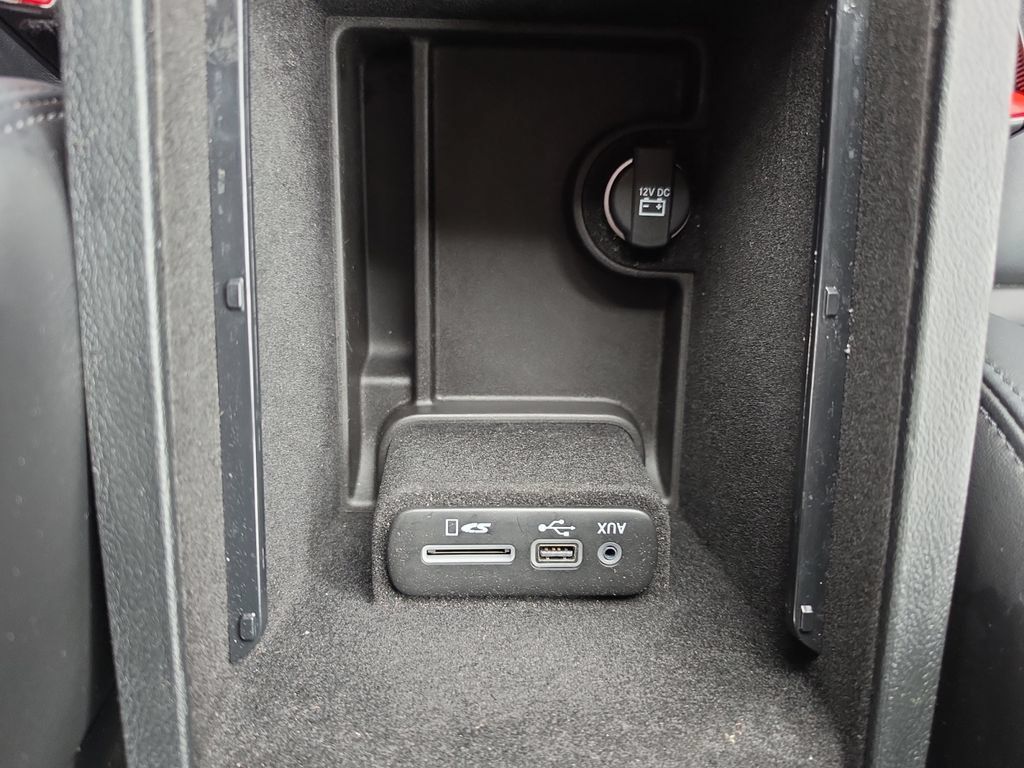 Used 2016 Chrysler 300 Limited RWD image 25