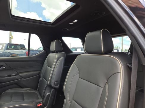 Used 2023 Chevrolet Traverse Premier w/ Redline Edition FWD image 24