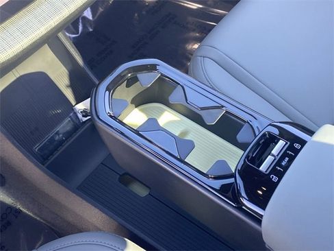 New 2026 Volvo EX30 Plus image 24