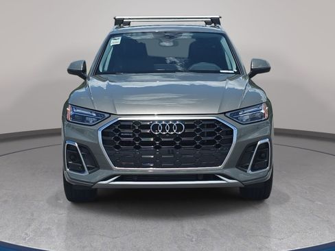 Used 2023 Audi Q5 e Premium Plus w/ Premium Plus Package AWD/4WD image 2