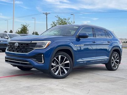 New 2026 Volkswagen Atlas Cross Sport SEL Premium R-Line
