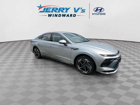 New 2026 Hyundai Sonata SEL FWD image 2