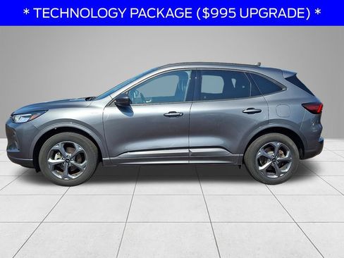 Used 2023 Ford Escape ST-Line w/ Tech Pack #1 AWD/4WD image 7