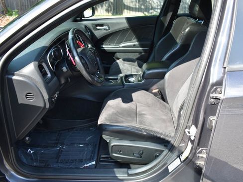 Used 2015 Dodge Charger R/T RWD image 13