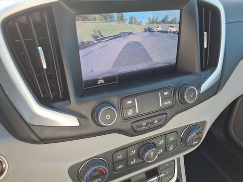 Used 2023 GMC Terrain SLT AWD/4WD image 34