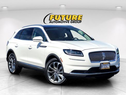 Used 2022 Lincoln Nautilus Reserve AWD/4WD image 1