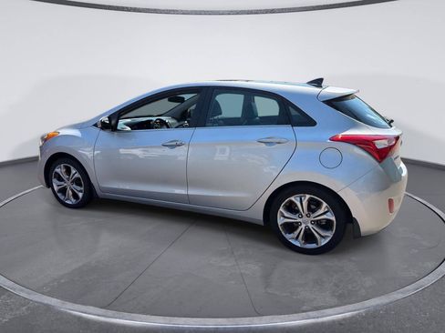 Used 2013 Hyundai Elantra GT w/ Style Pkg FWD image 3