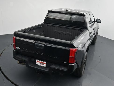 Used 2024 Toyota Tacoma TRD Off-Road AWD/4WD image 28