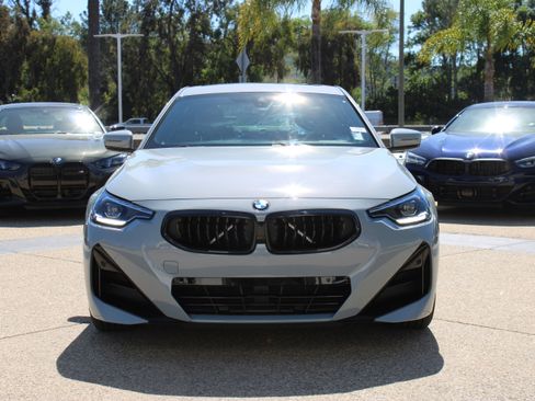 Used 2025 BMW 230i 230i w/ M Sport Package image 9