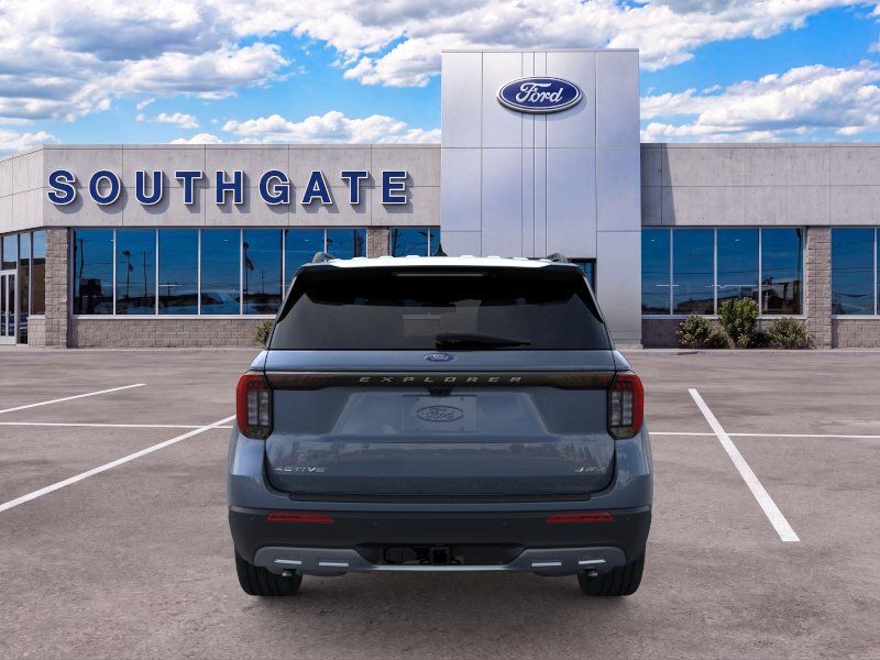Used 2026 Ford Explorer Active w/ Active Comfort Package AWD/4WD image 5