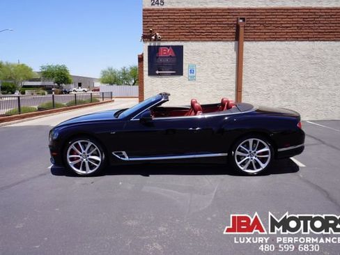 Used 2022 Bentley Continental GT image 58