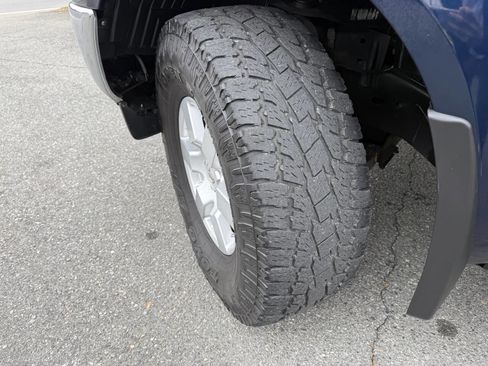 Used 2008 Nissan Frontier NISMO w/ Technology Pkg image 23