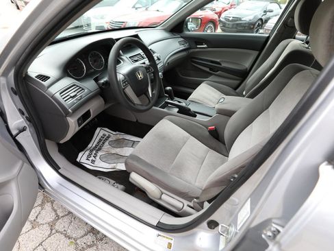 Used 2010 Honda Accord LX image 15