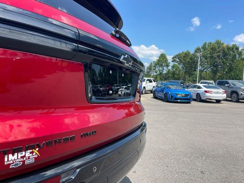 Used 2024 Chevrolet Traverse RS w/ LPO, Floor Liner Package image 34