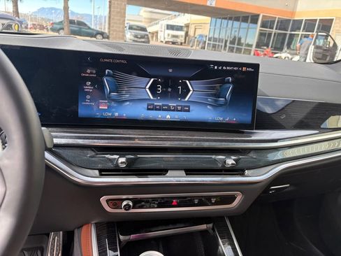 Used 2026 BMW X5 xDrive40i w/ M Sport Package image 22