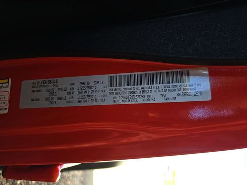 Used 2015 Jeep Wrangler Unlimited Rubicon w/ Connectivity Group image 26