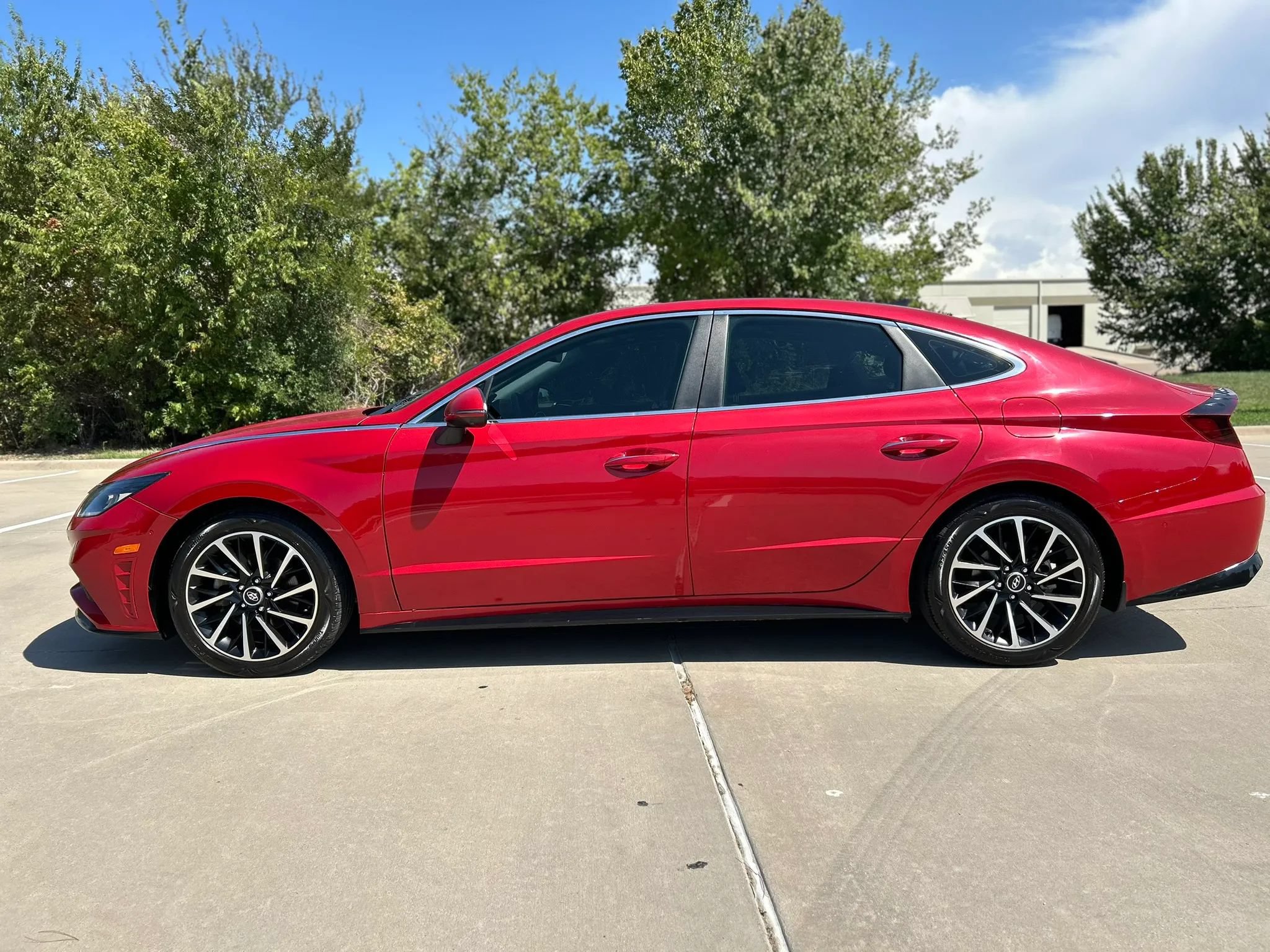 Used 2021 Hyundai Sonata Limited FWD image 9