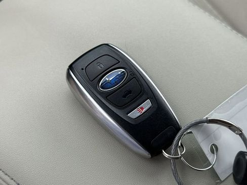 Used 2025 Subaru Ascent Premium image 28