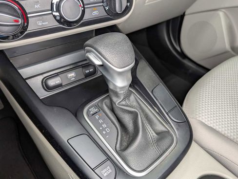 Certified 2023 Kia Soul LX image 27