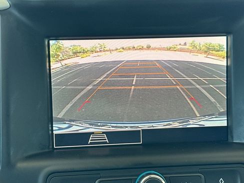 Used 2022 GMC Terrain SLE w/ LPO, Floor Liner Package image 28